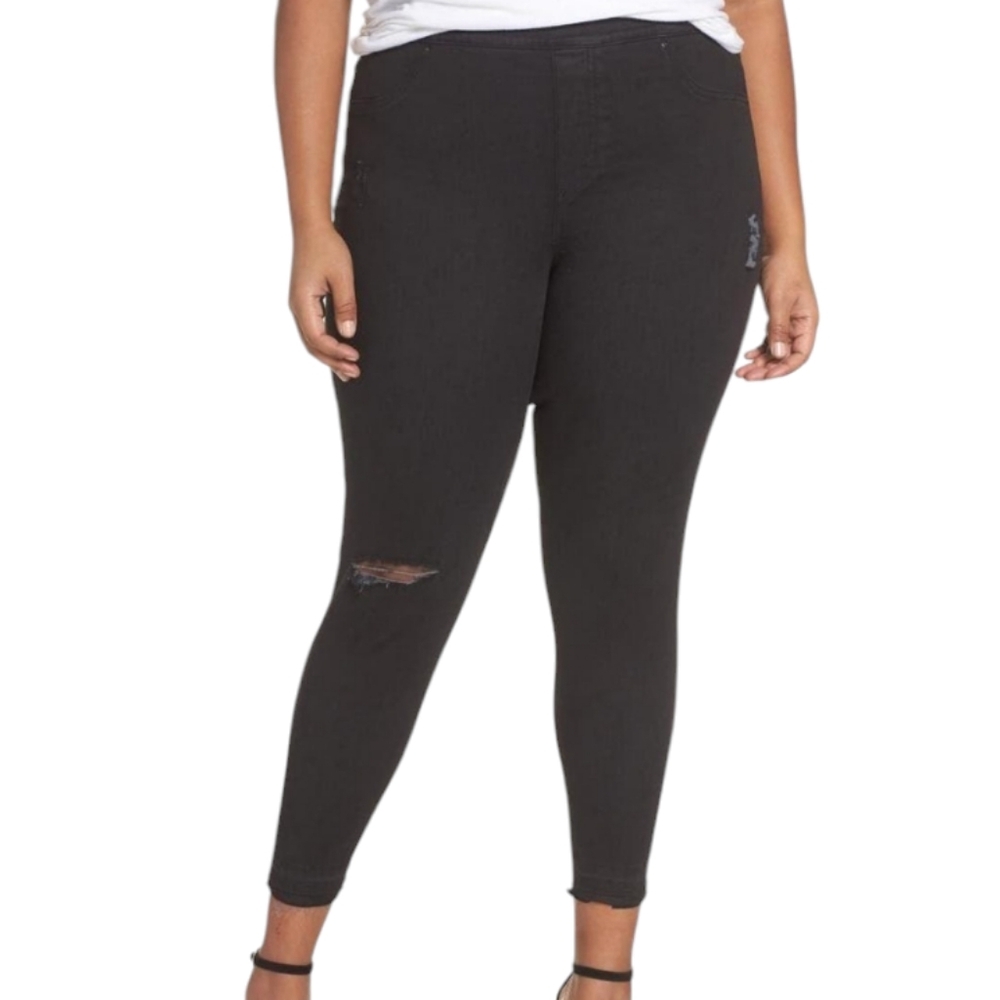 Spanx Distressed Ankle Skinny Black Jeans . Size XLarge